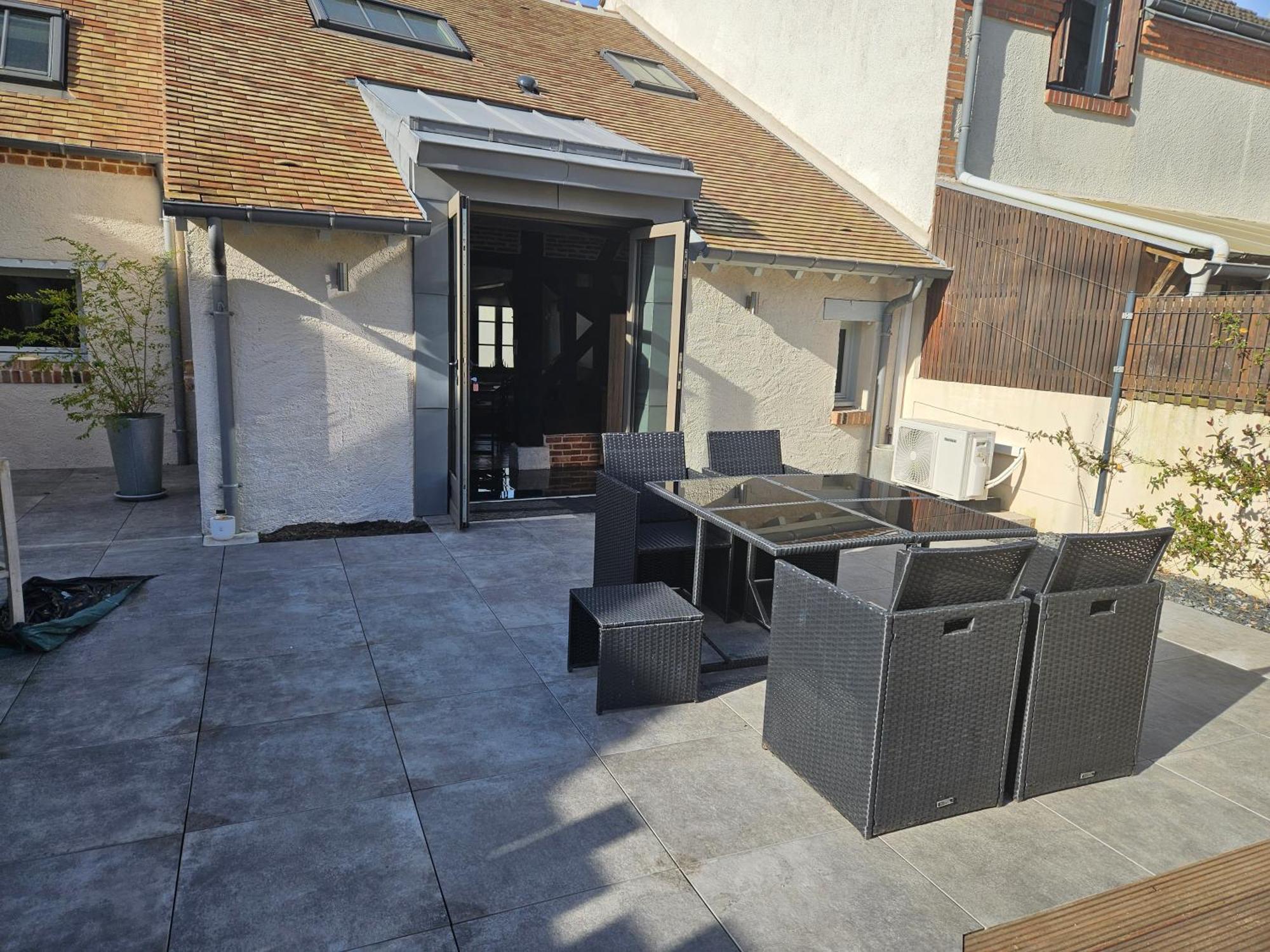 Gîte Le Sully, maison solognote, grand jardin clôturé La Ferté-Saint-Aubin Esterno foto